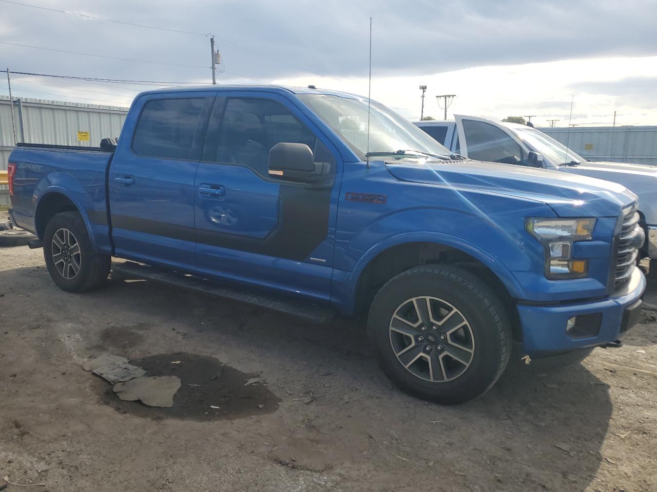 Ford F-150 Supercrew Image 12