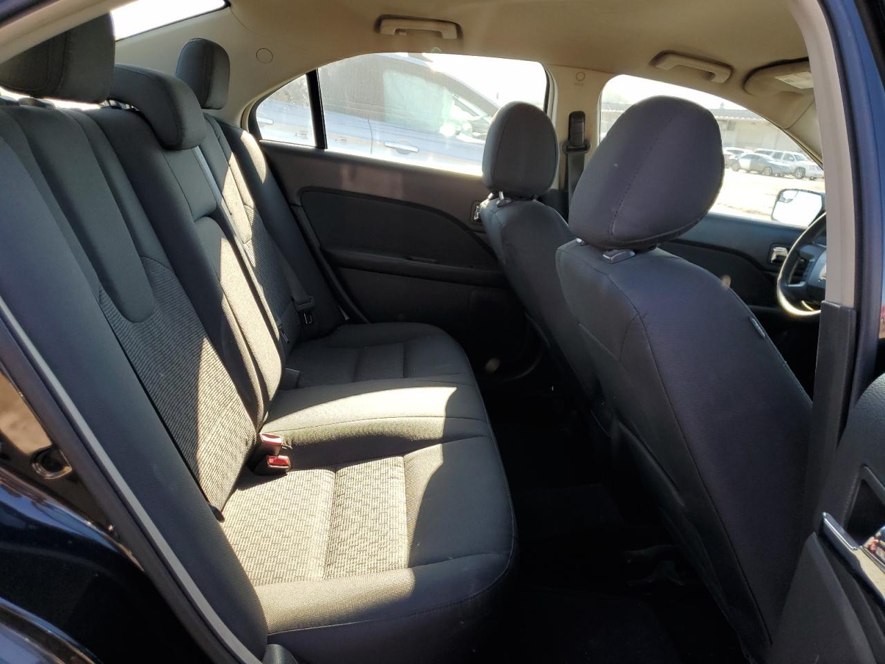 Ford Fusion Se Image 11