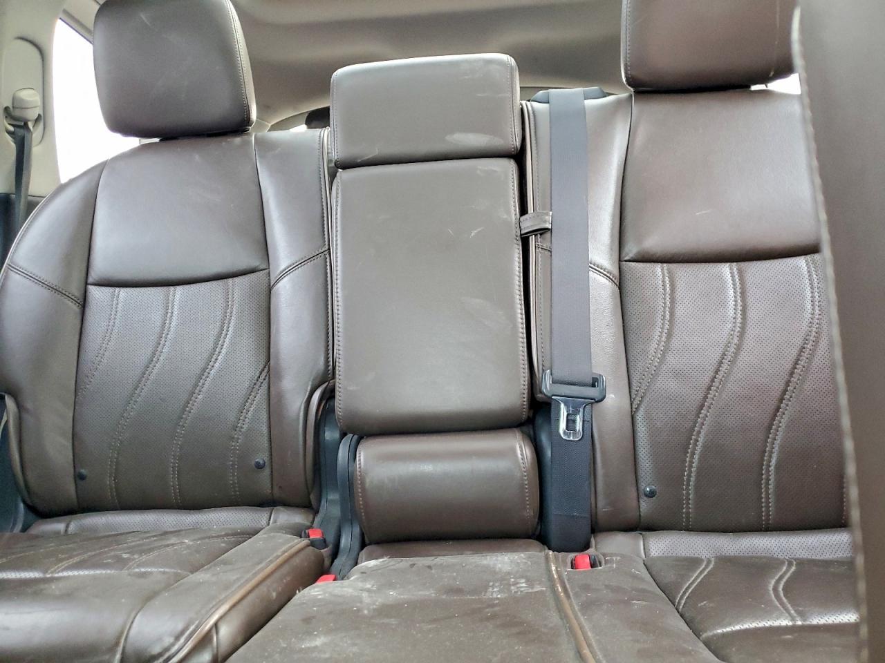 INFINITI JX35 Image 6