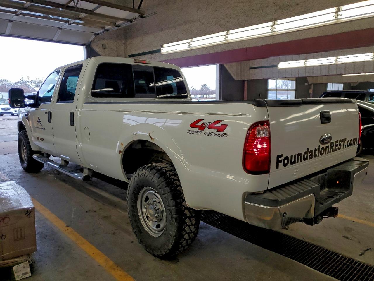 Ford F-350 Srw Super Duty Image 3