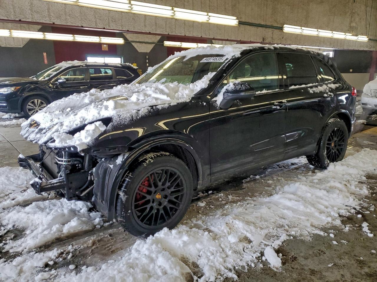 Porsche Cayenne Image 1