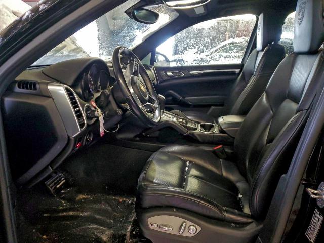 Porsche Cayenne Image 10