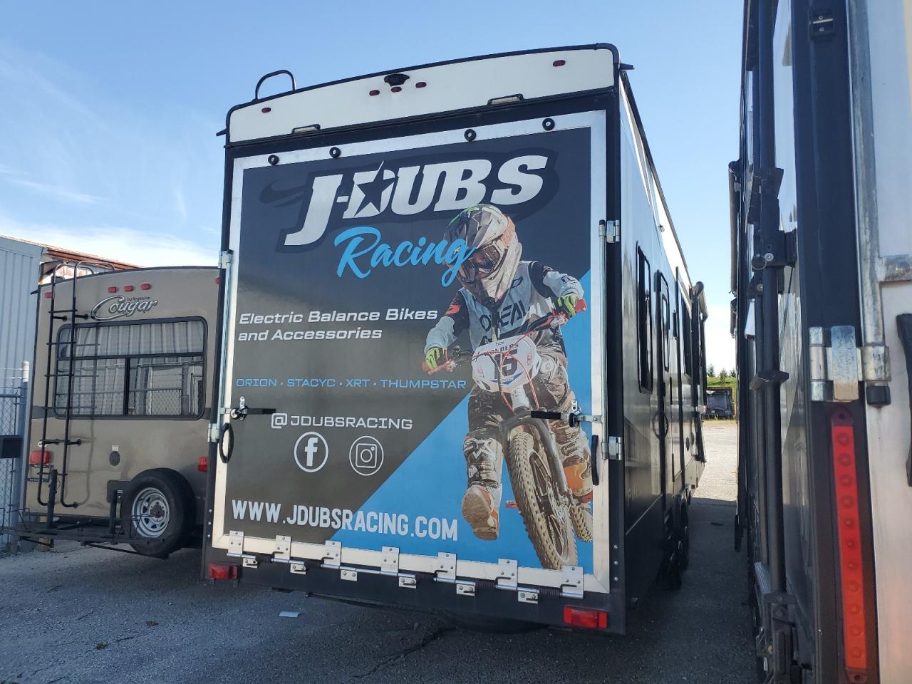 Heart Land Fuel Image 10