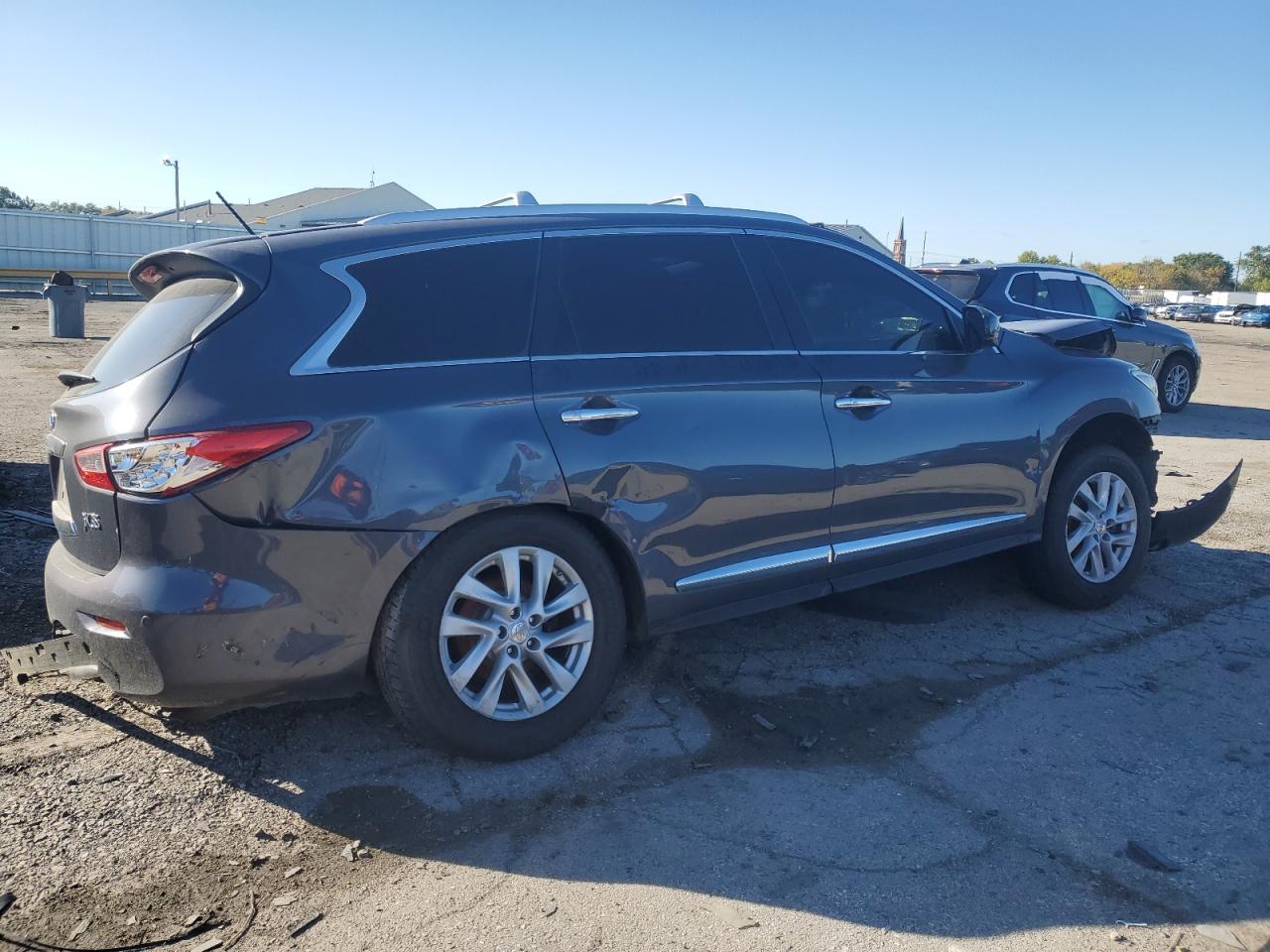 INFINITI JX35 Image 2