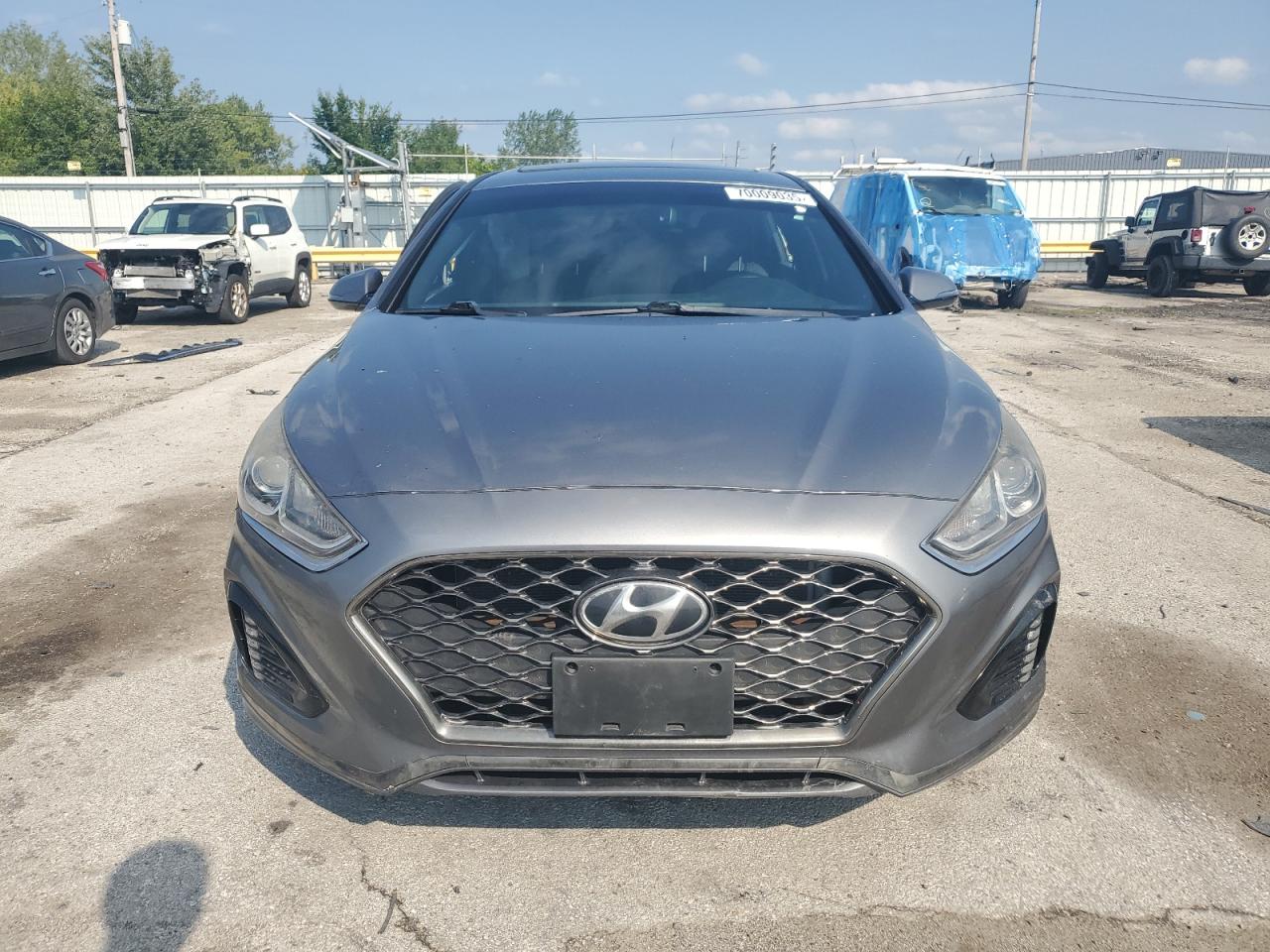 Hyundai SONATA Sport Image 2