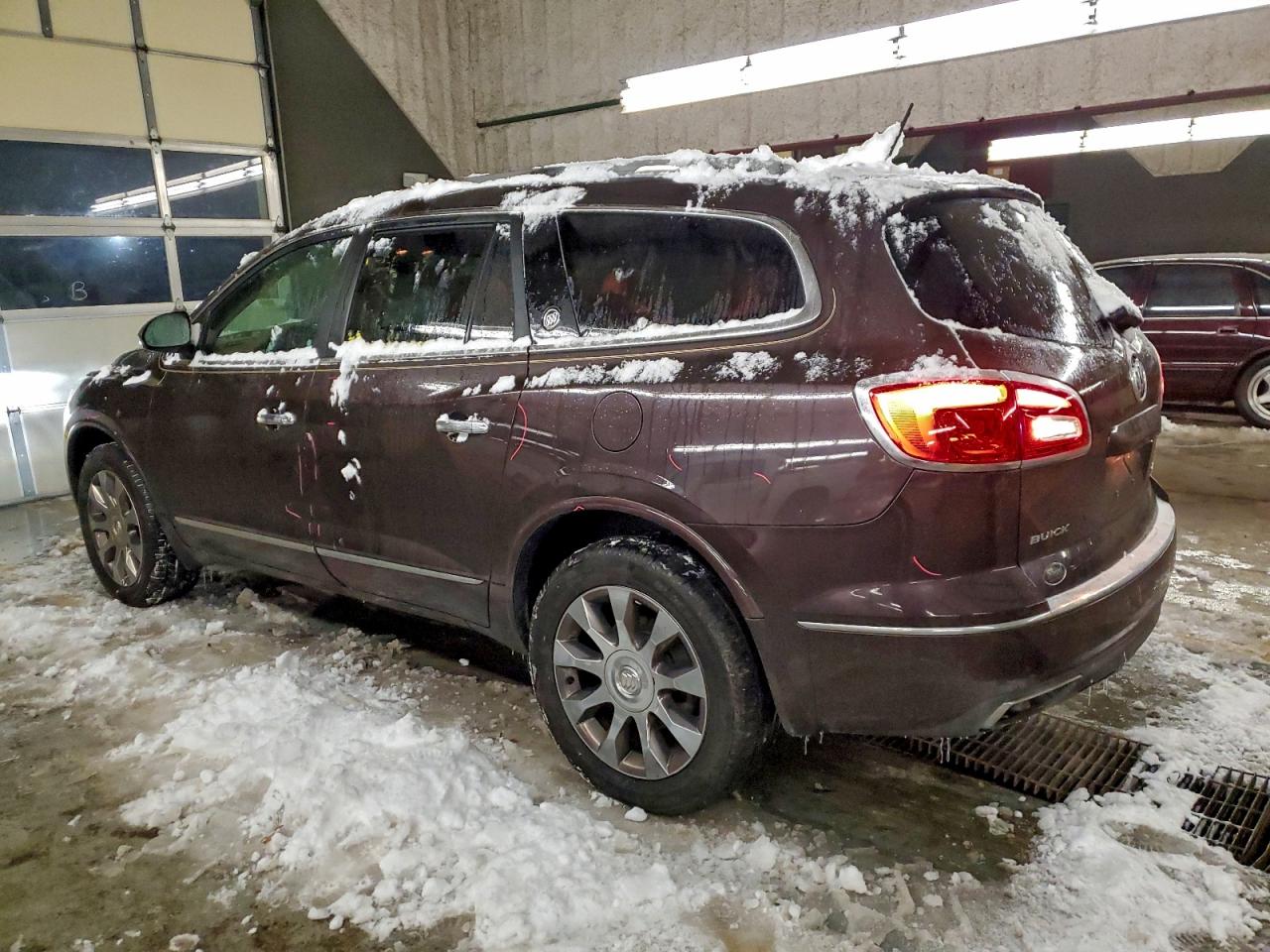 Buick Enclave Image 2