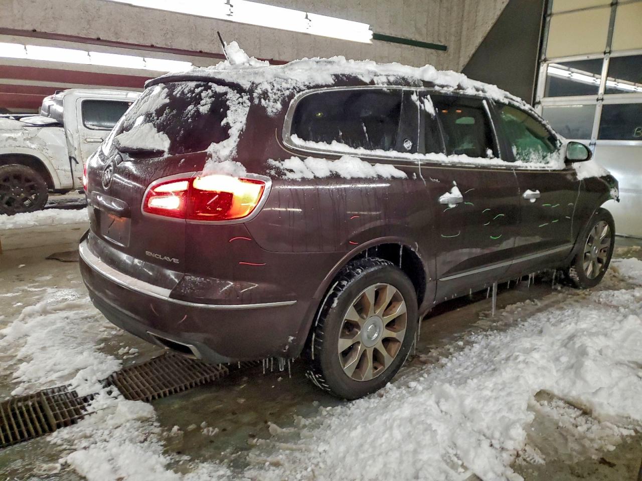 Buick Enclave Image 4