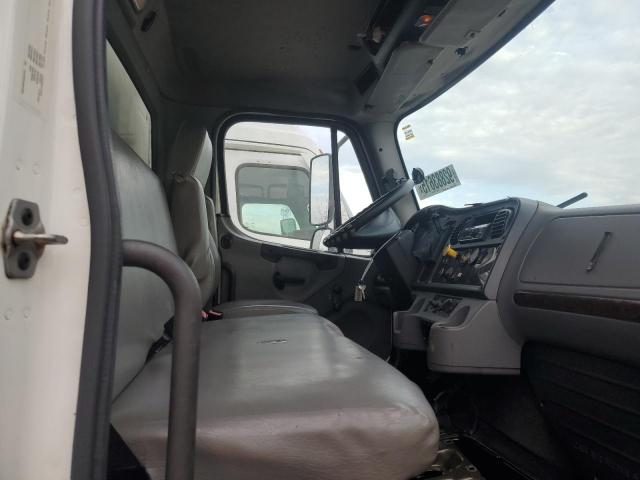 Freightliner M2 106 Medium Duty Image 6