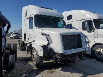 Salvage Volvo Vnl