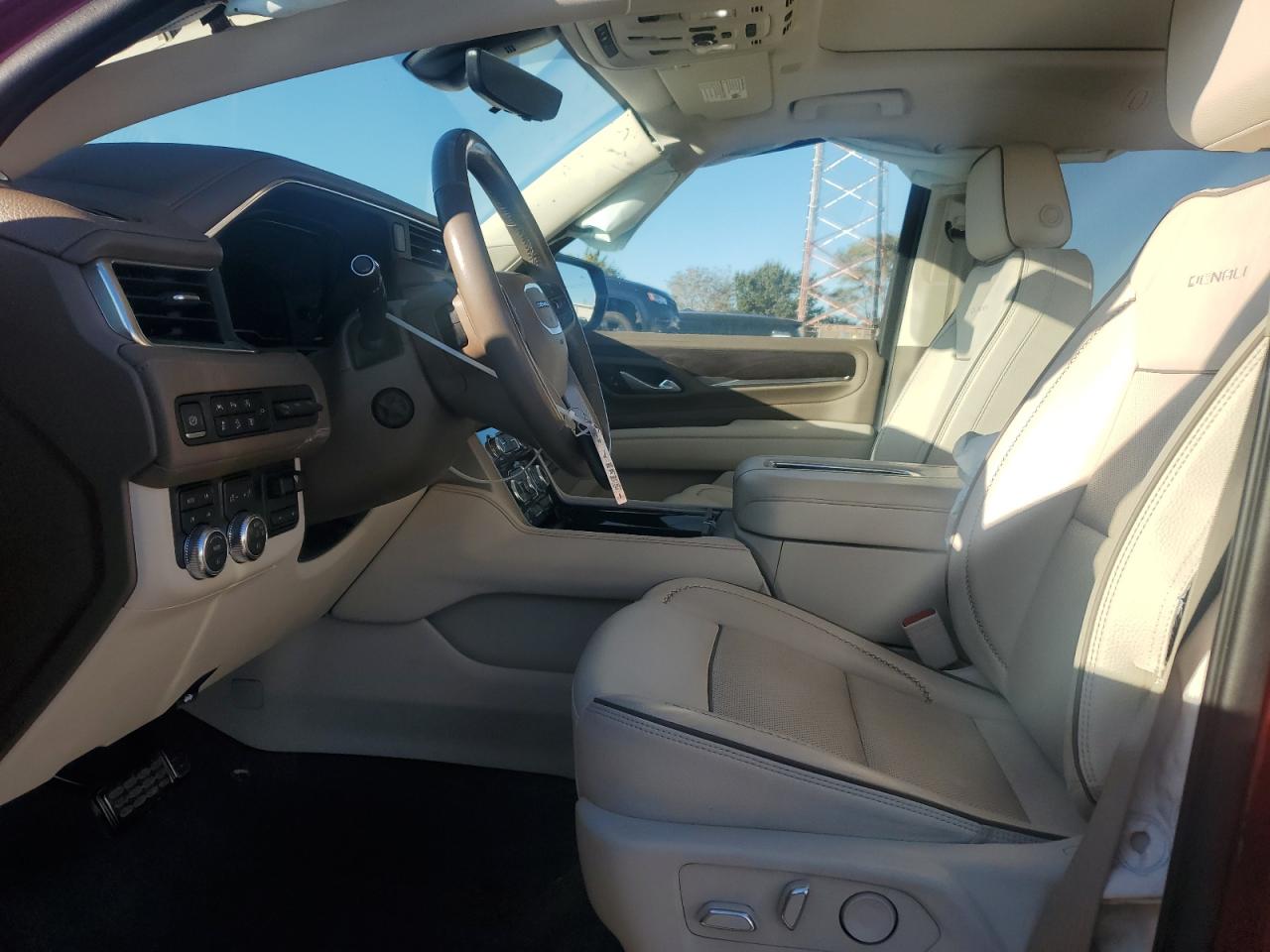 GMC Yukon Denali Image 2