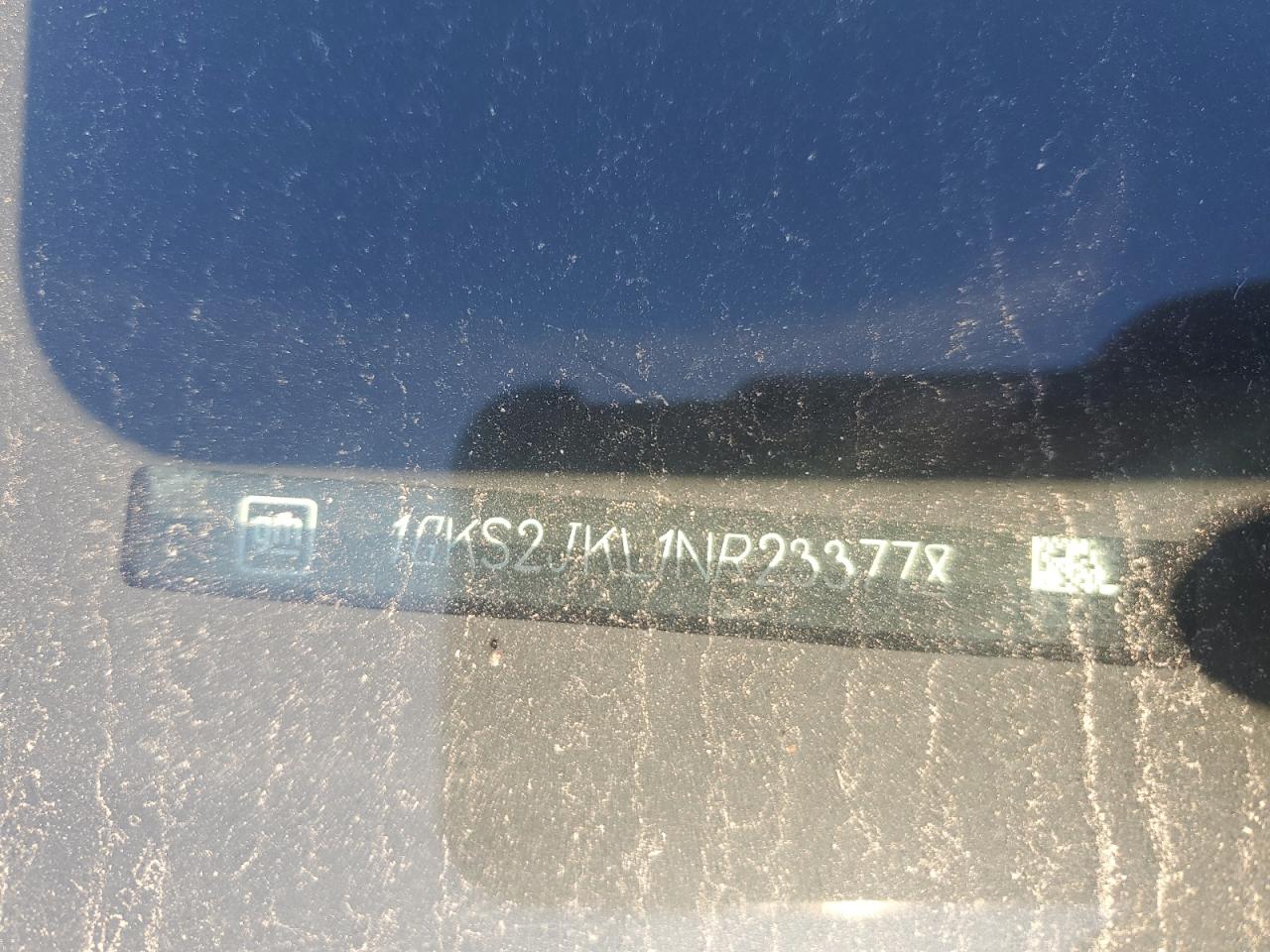 GMC Yukon Denali Image 7