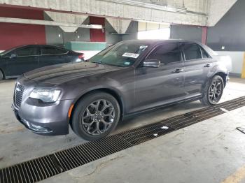  Salvage Chrysler 300