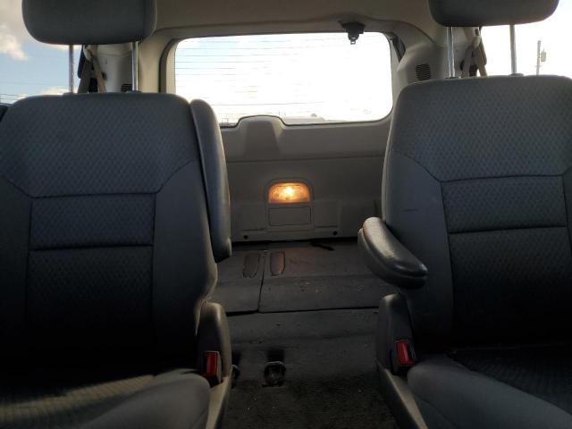 Chrysler Minivan Touring Image 10