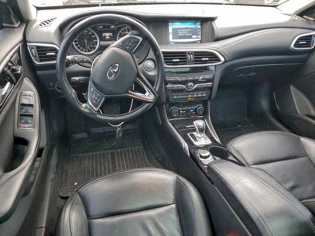 INFINITI Qx Base Image 10