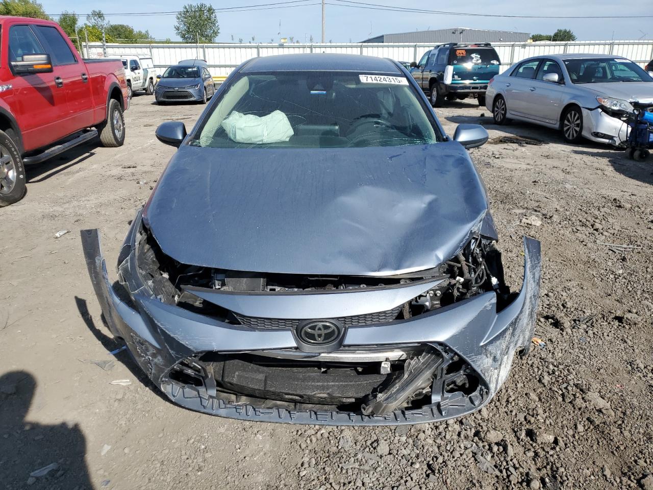 Toyota Corolla Le Image 12