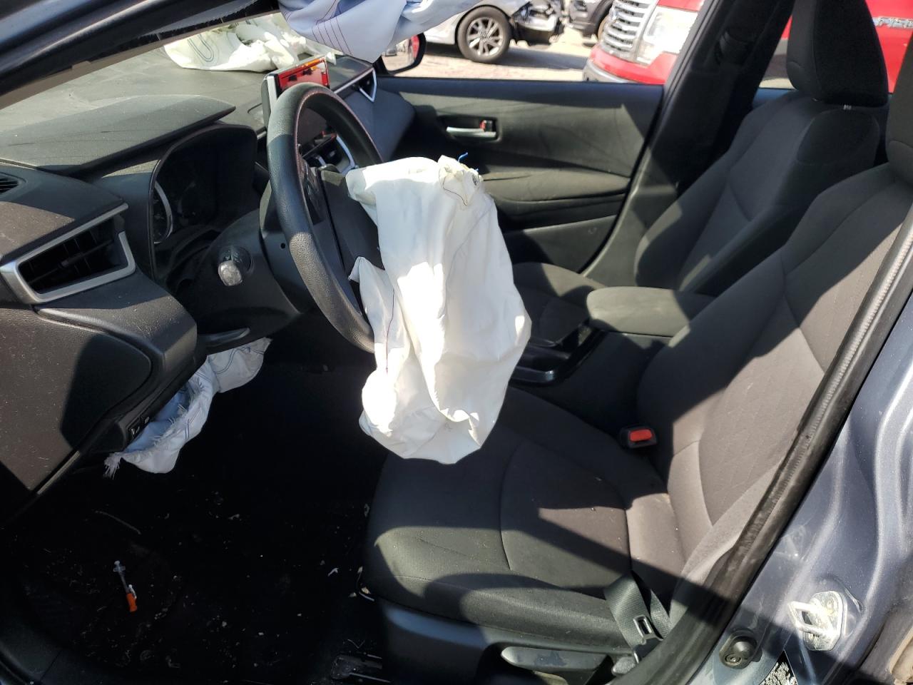 Toyota Corolla Le Image 8