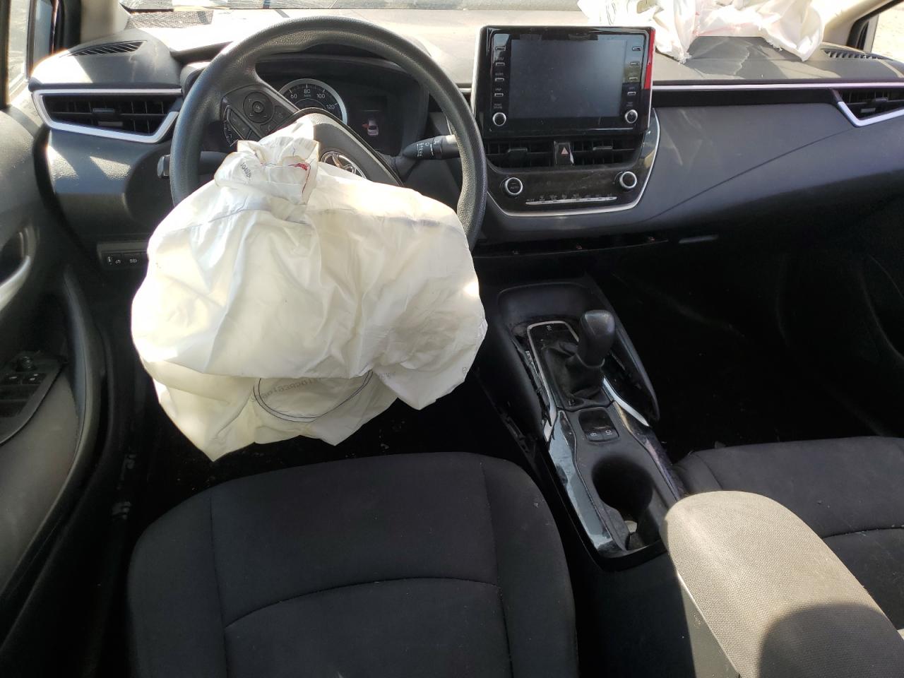 Toyota Corolla Le Image 7