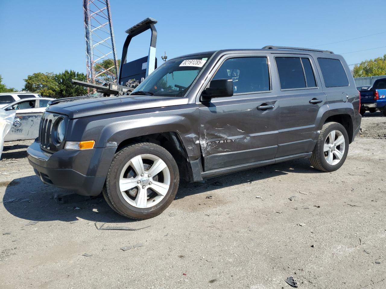 Jeep Patriot Latitude Image 1