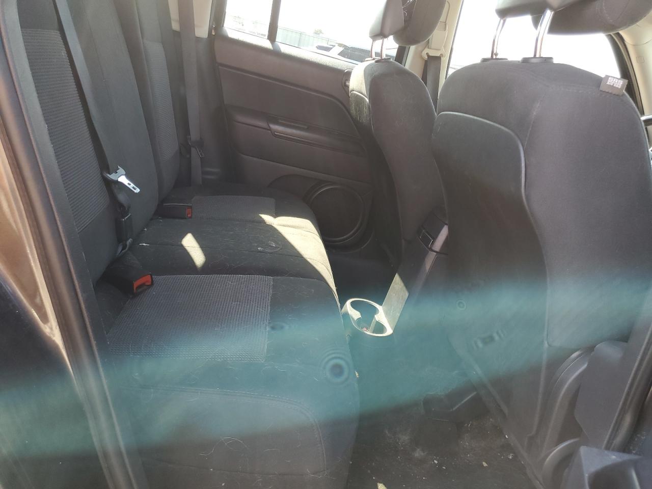 Jeep Patriot Latitude Image 9