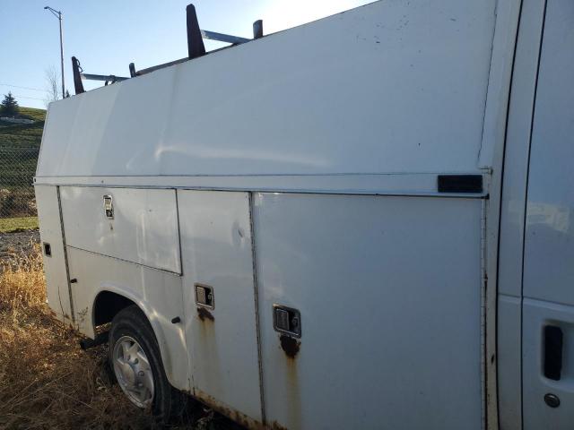 Ford Econoline E350 Super Duty Cutaway Van Image 8