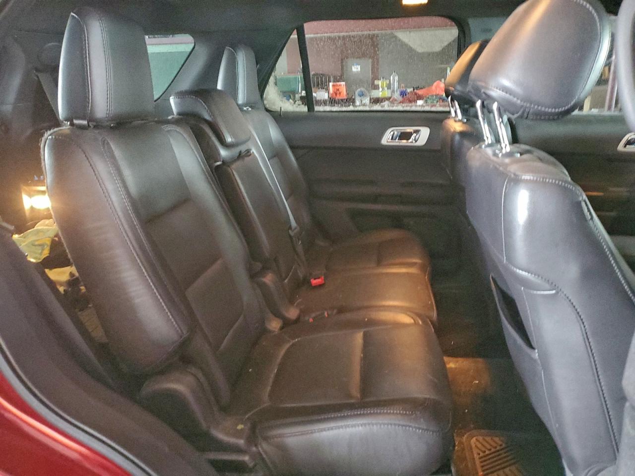 Ford Explorer Limited Image 6