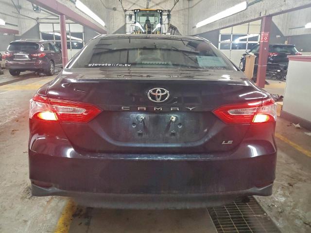 Toyota Camry L Image 5