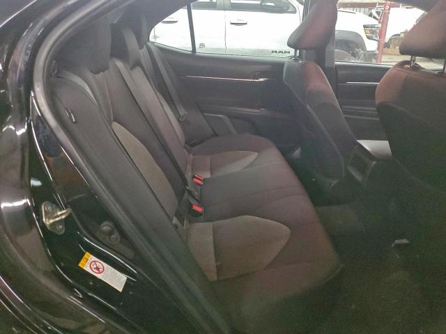 Toyota Camry L Image 8