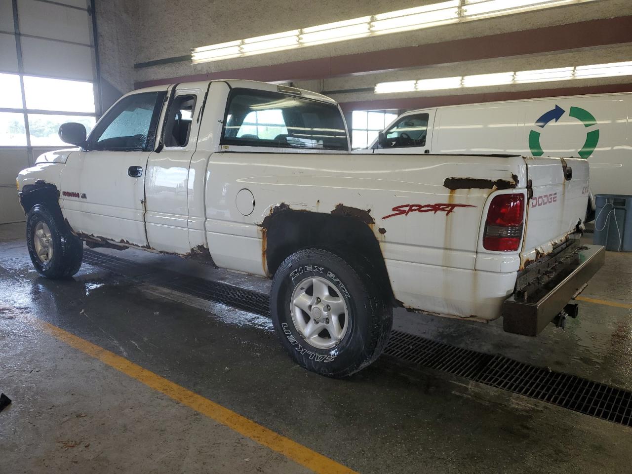 Dodge Ram 1500 Image 2