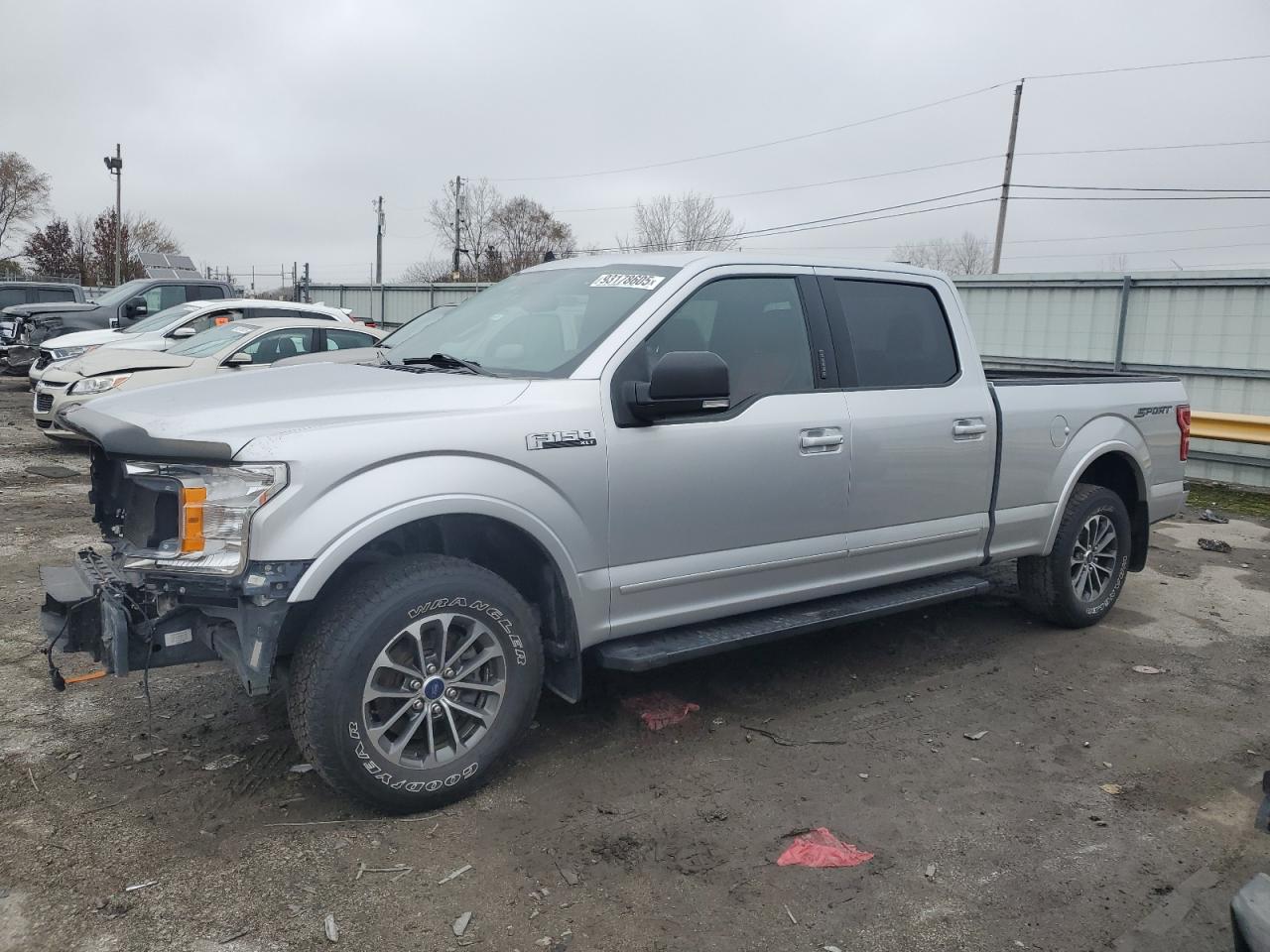 Ford F-150 Supercrew Image 1