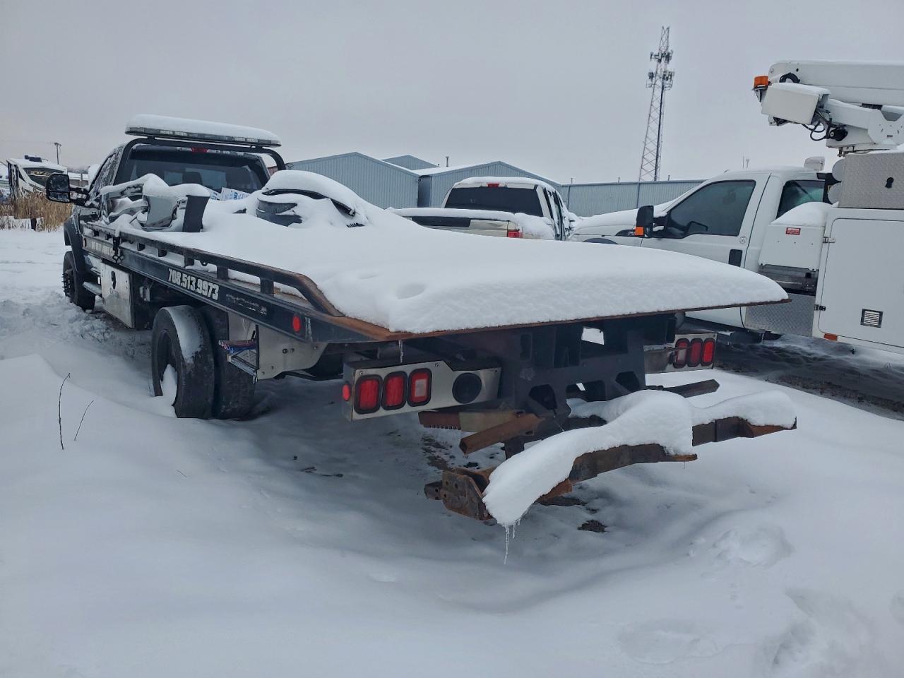 Ford F-550 Super Duty Image 9