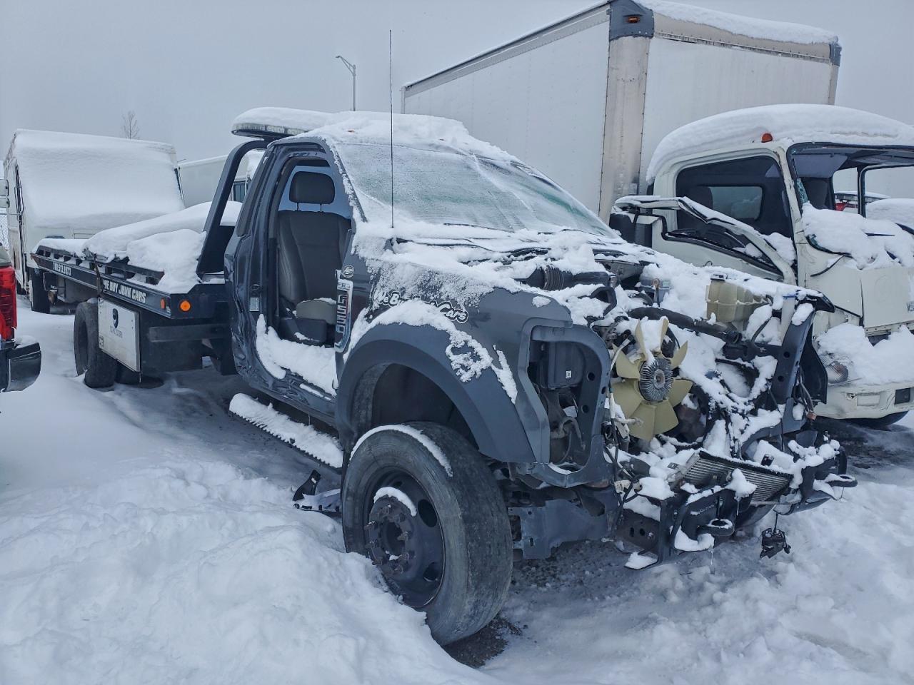 Ford F-550 Super Duty Image 6