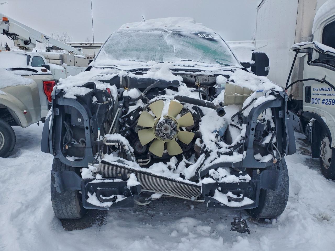 Ford F-550 Super Duty Image 5