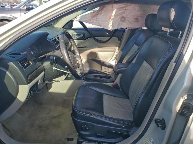 Mercury Milan Premier Image 12