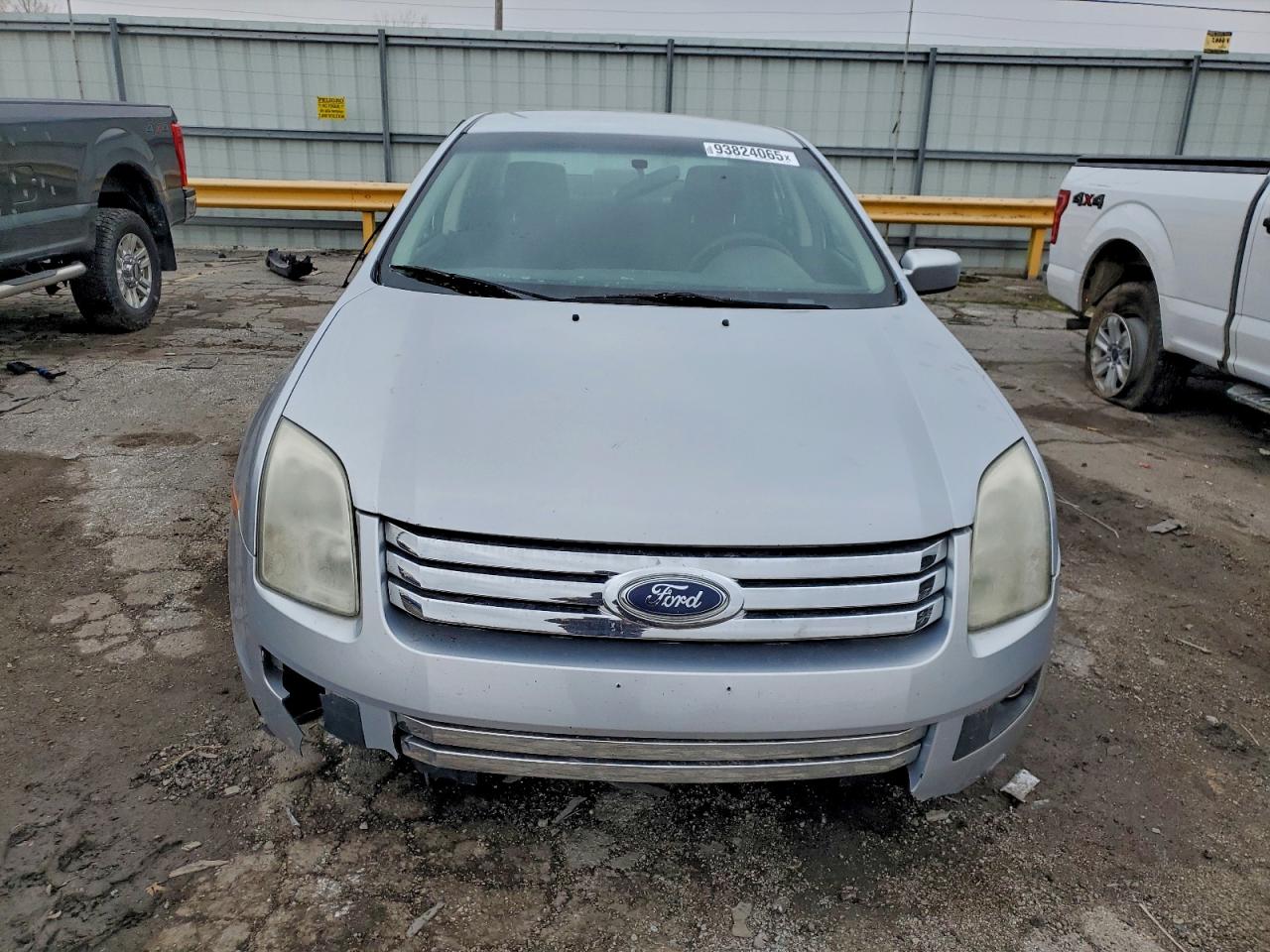 Ford Fusion Se Image 4