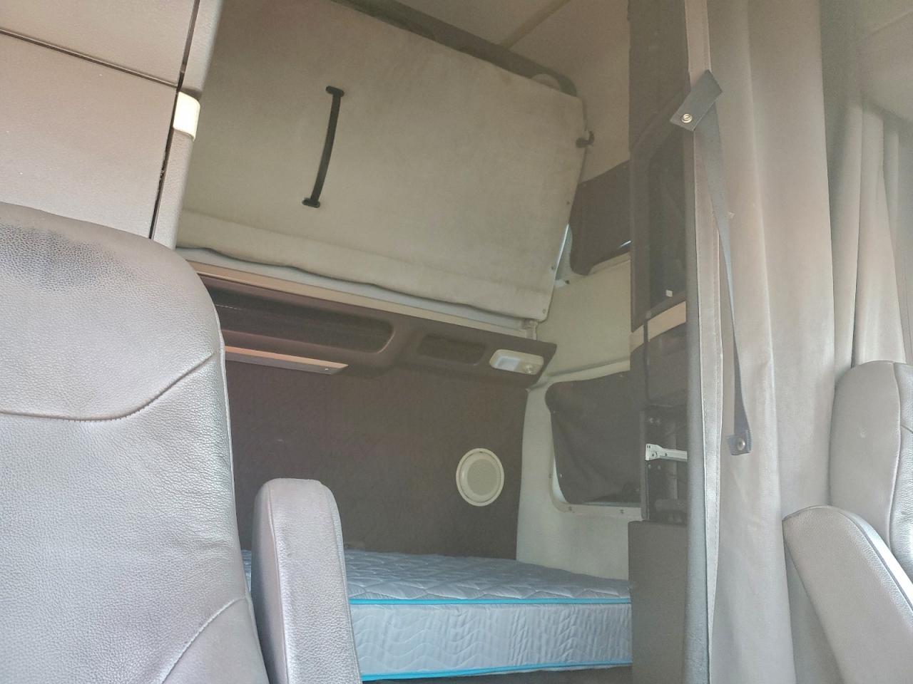 Volvo Vnl Vnl Image 8