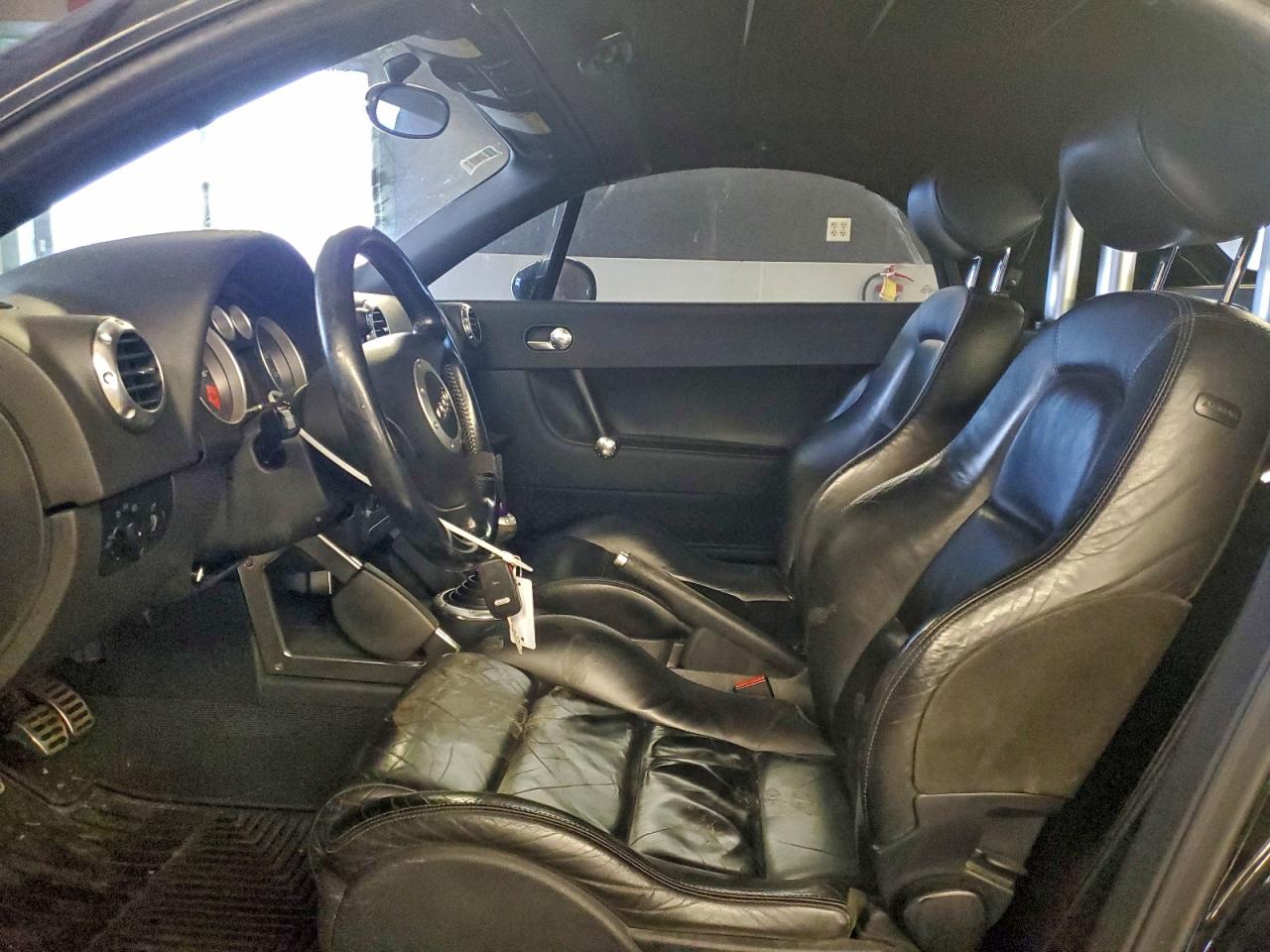 Audi TT Quattro Image 9