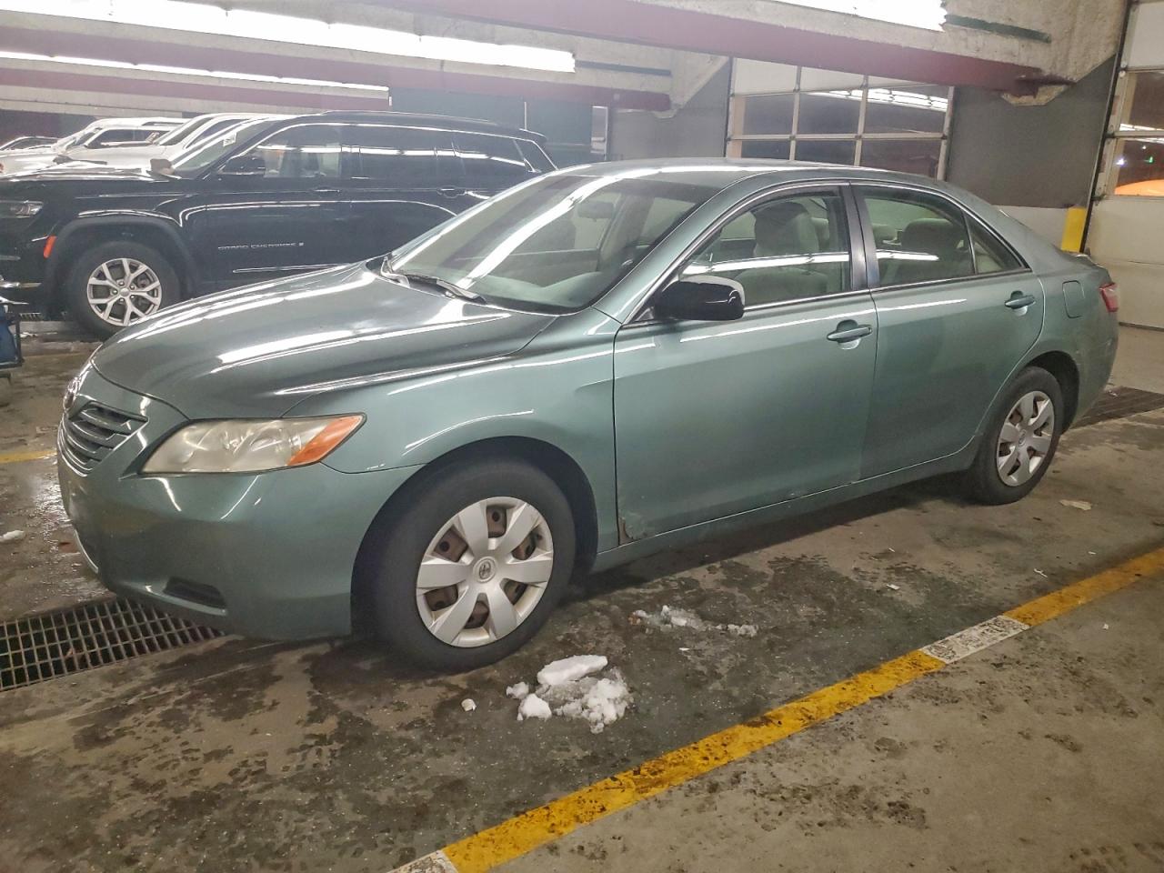 Toyota Camry Ce Image 1