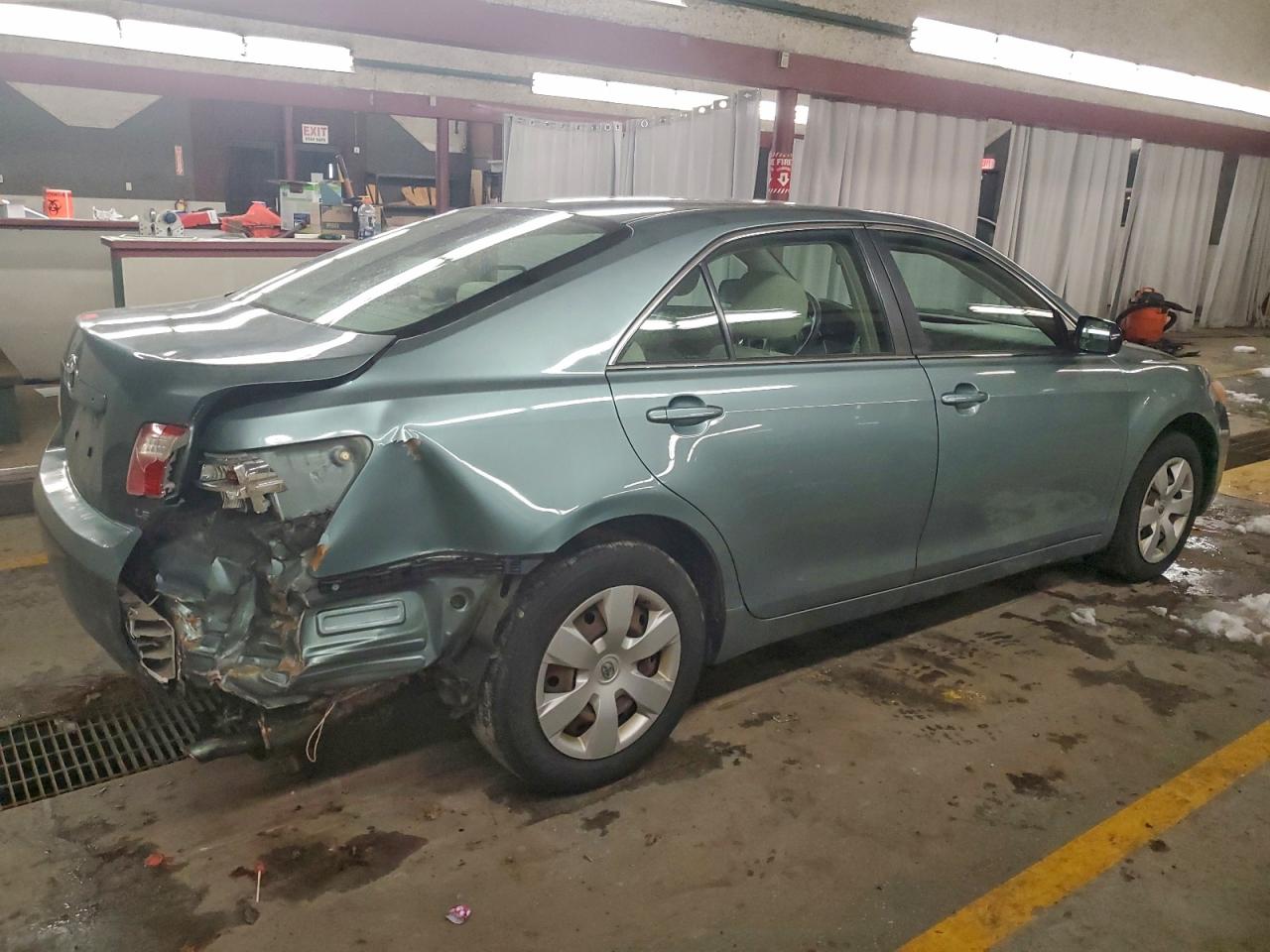 Toyota Camry Ce Image 10