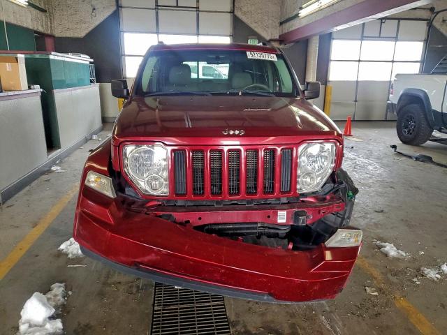 Jeep Liberty Sport Image 3