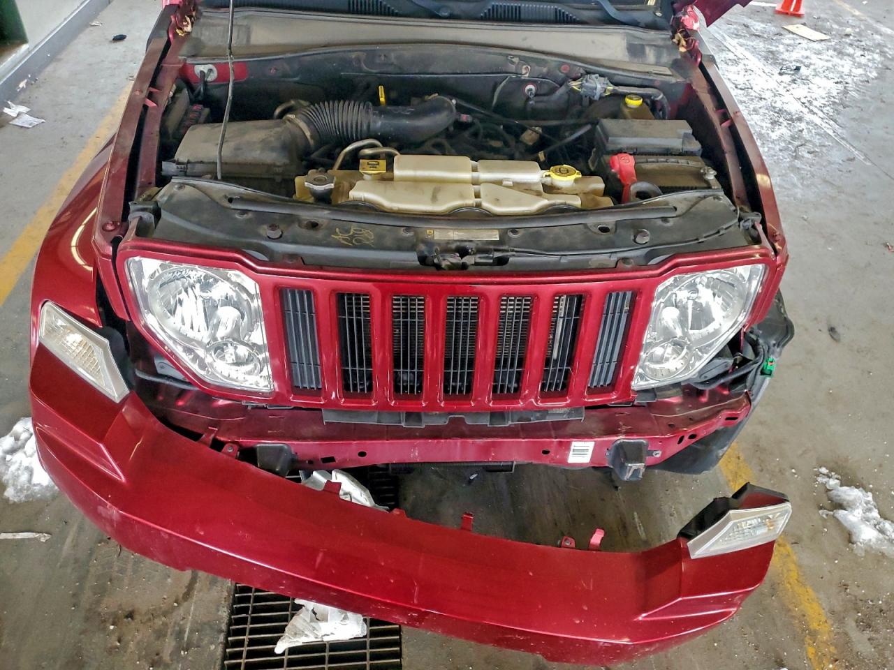 Jeep Liberty Sport Image 9