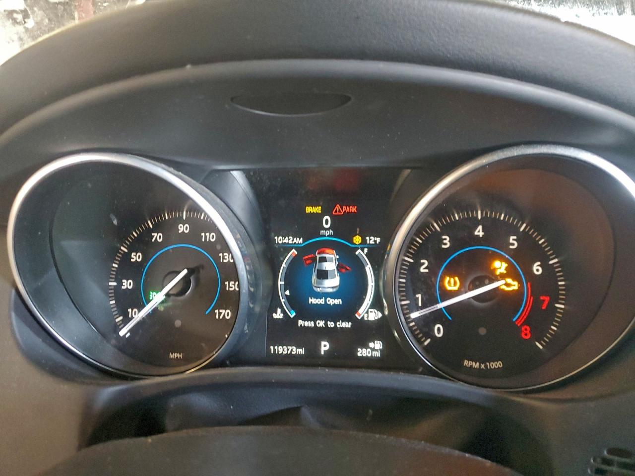 Jaguar XE Premium Image 10