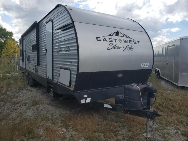  Salvage East To West Silver Lak