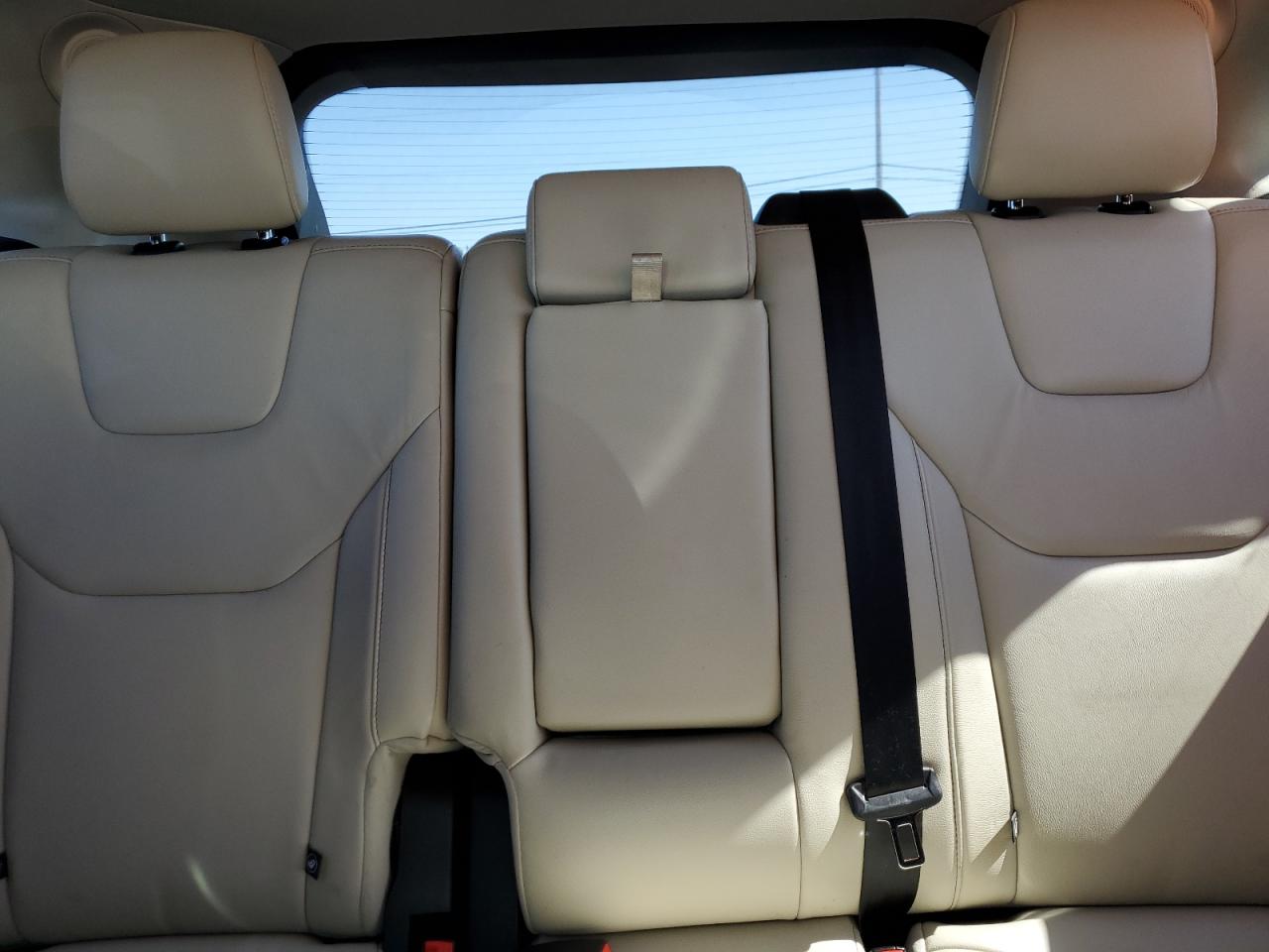 Ford Edge Titanium Image 8