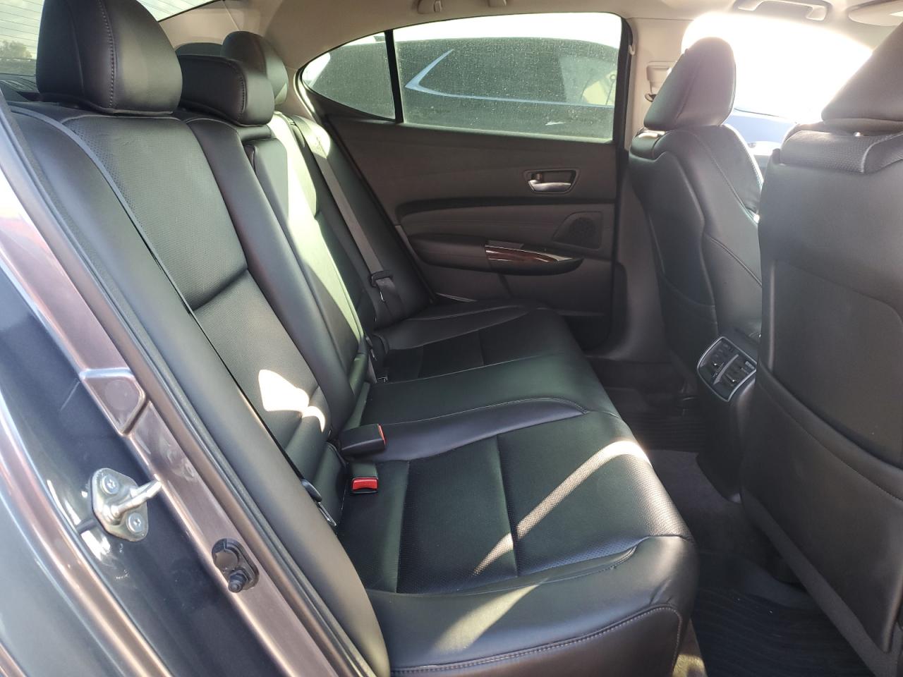 Acura TLX Advance Image 9