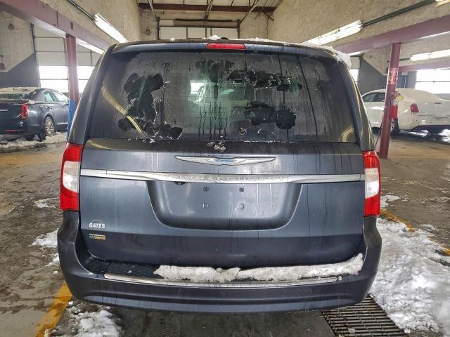 Chrysler Minivan Touring Image 4