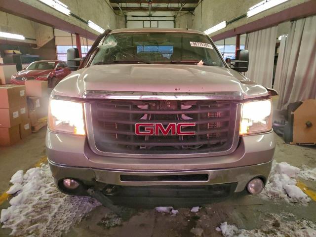 GMC Sierra K2500 Heavy Duty Image 11
