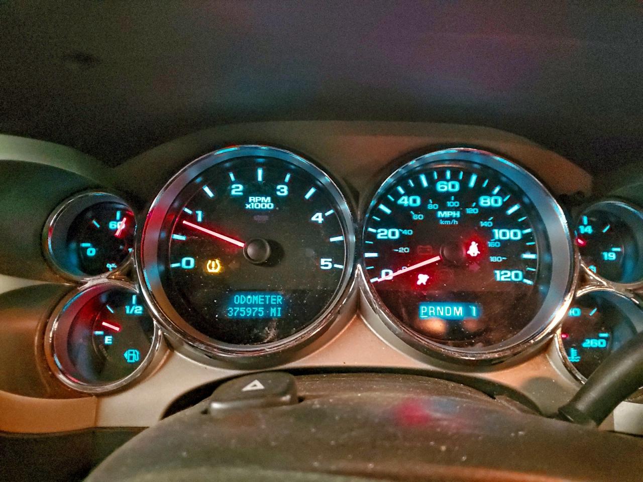 GMC Sierra K2500 Heavy Duty Image 8