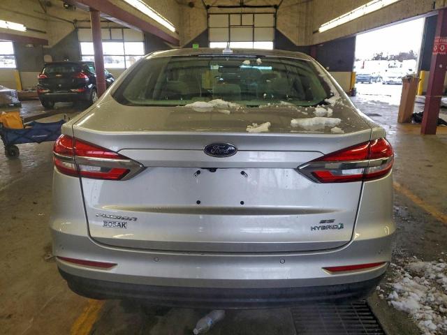 Ford Fusion Se Image 8