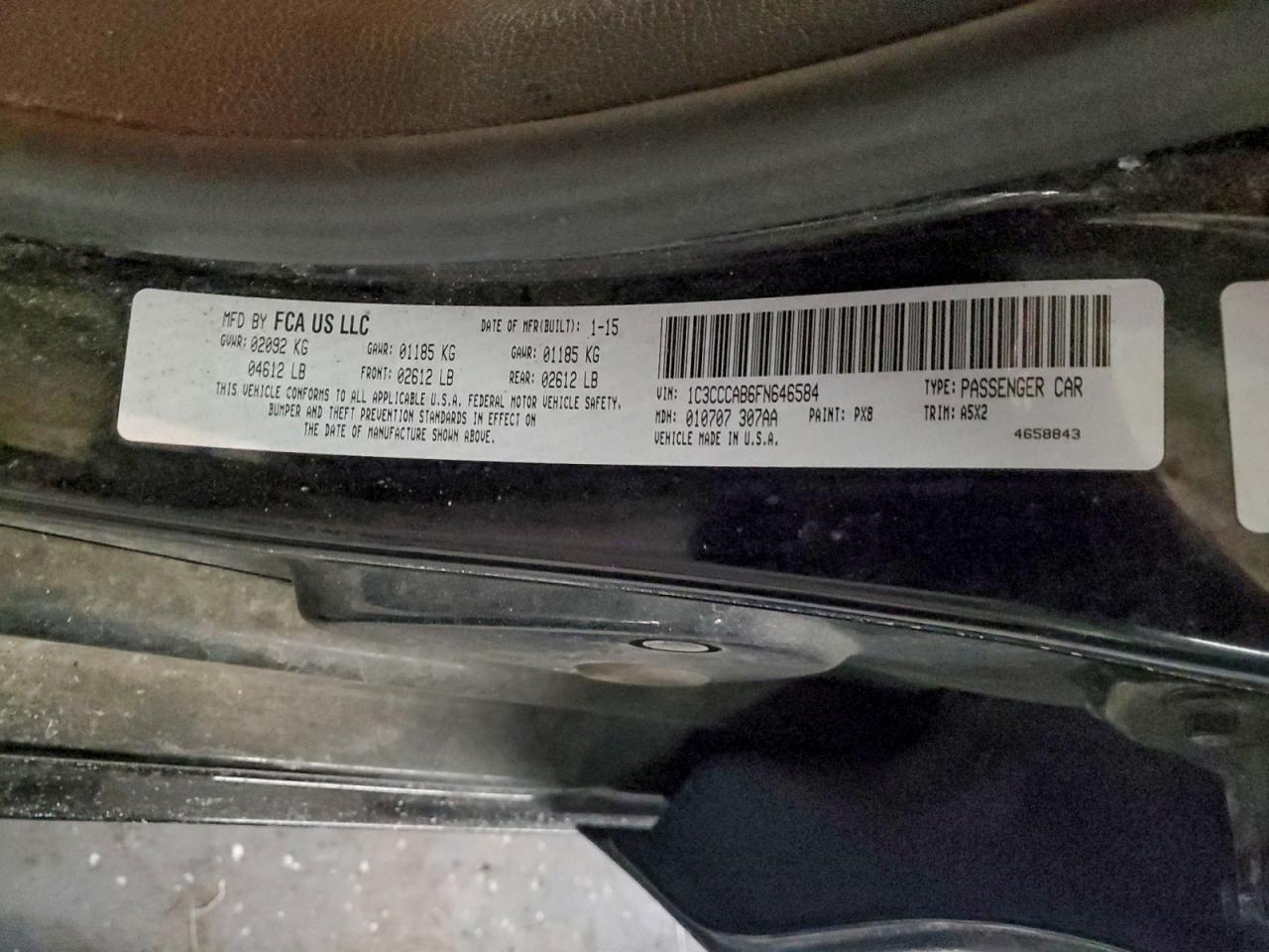 Chrysler 200 Limited Image 10