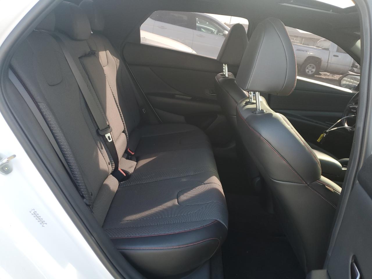 Hyundai ELANTRA N Line Image 12